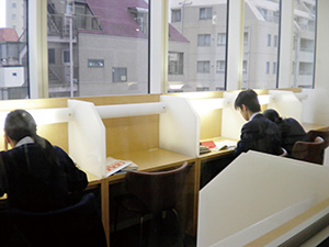 上野学園中学校