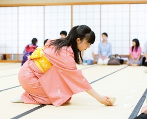 茶道部―オープンキャンパスでのおもてなし（高校1年生）