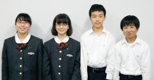 英語をしゃべれるようになって、海外の人と話したいです 藤本明里さん 吹き抜けがあって、開放感いっぱいの校舎が好き 小菅まひろさん 日本文化を知りたくて、空手部に入りました 安嶋義之くん 文化祭が楽しみ! 出店とか、いろいろおもしろそう 羽藤丈太郎くん