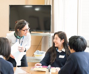 少人数でネイティブと学びます。