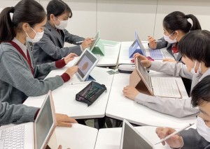 日常的にすべての教科でiPadを使用。革新的な取り組みが評価され、2019年にAppleの認定校に選ばれました。