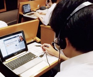オンライン英会話 ネイティブスピーカーとマンツーマンで会話できる授業も昨年度から始まった