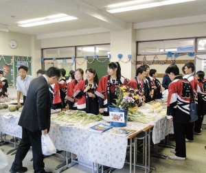 毎年、生徒会が主体となって運営する文化祭