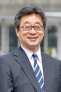 校長大場一人先生