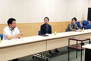 英語力と同様に広い視野を持つ学びが大切と話す3校の英語科の先生たち