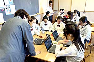 中間発表