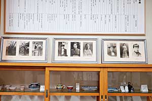 同校の歴史がわかる学園史料室