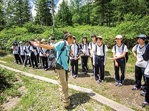 志賀高原ユネスコエコパークで自然保全について探究