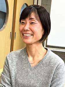 鉄道模型デザイン班の創設者で顧問の中澤亜紀先生