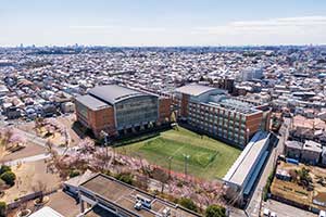 充実した教育環境のもと、一人ひとりの個性を大切にした学びで、これからの社会に必要な力を育む。