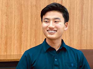 オーストラリアターム留学
ブリスベンへ渡った市場健太さん(高2)。
