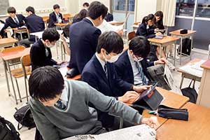 投資を学ぶようになってから、世の中の動きが気になるようになり、ニュースをチェックすることが日常に。