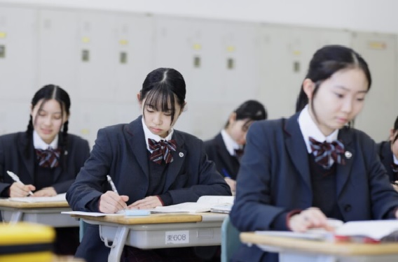 中村中学校
