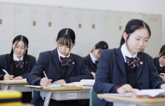 中村中学校