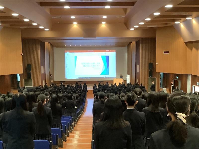 三輪田学園中学校