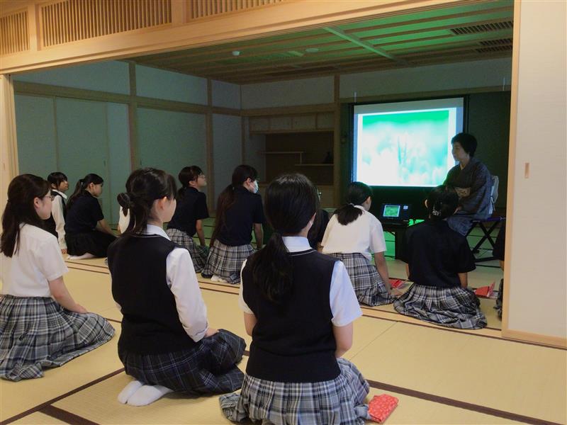 三輪田学園中学校