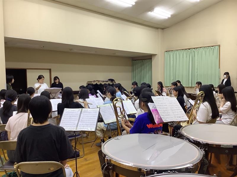 三輪田学園中学校