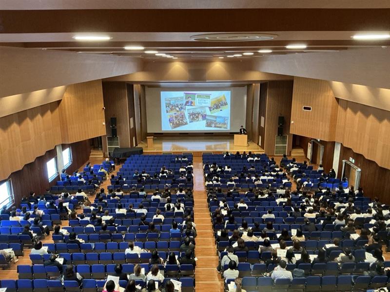 三輪田学園中学校