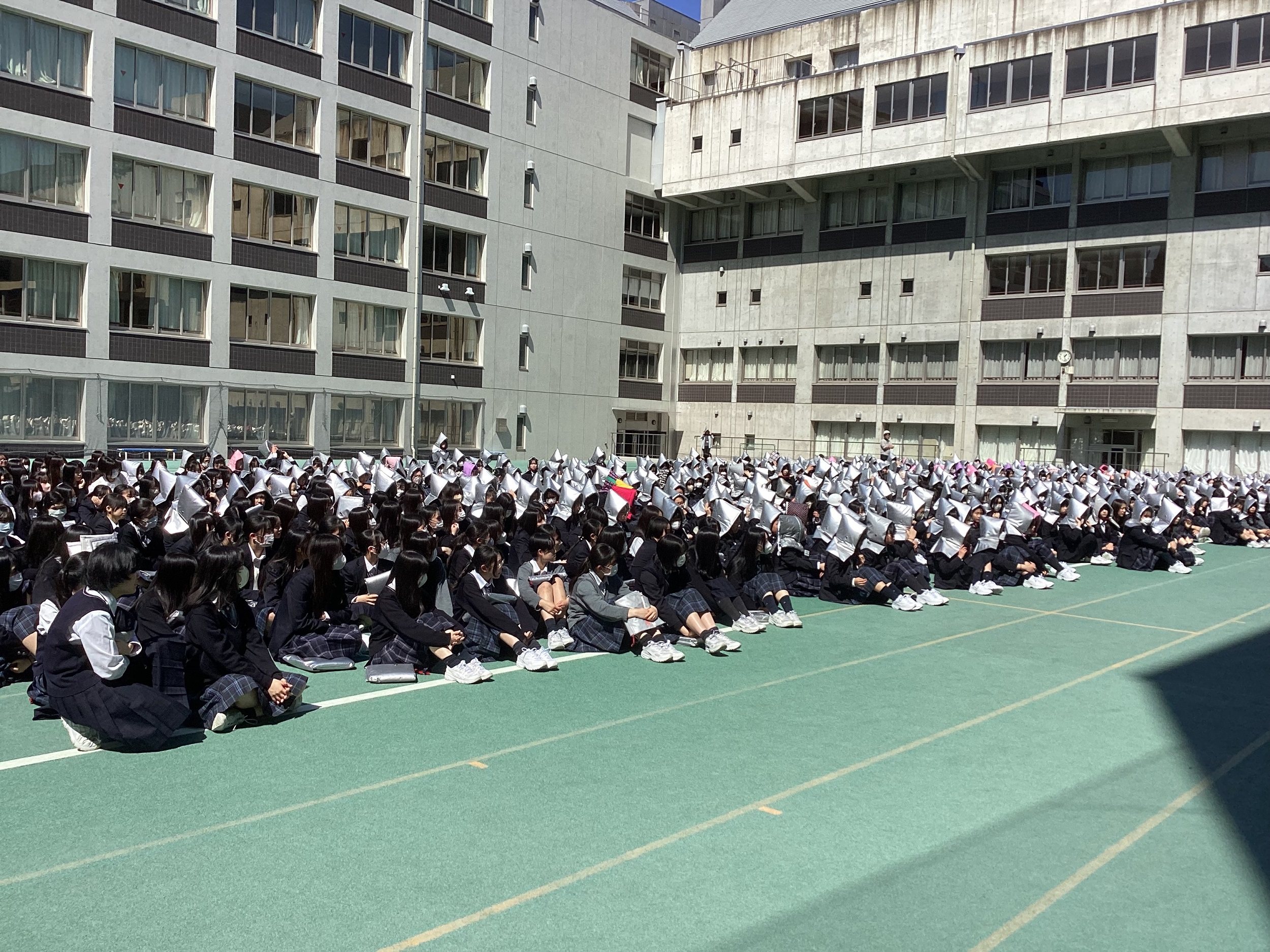 三輪田学園中学校