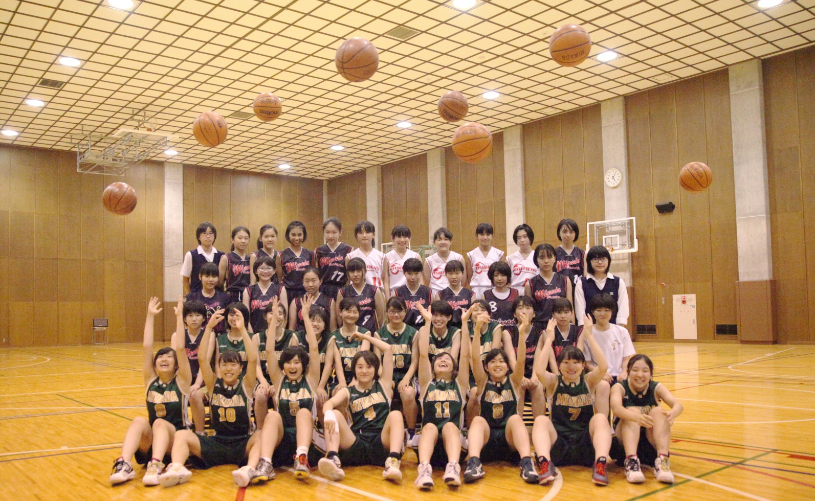 三輪田学園中学校