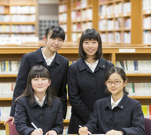 三輪田学園中学校