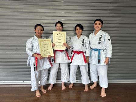 八雲学園中学校