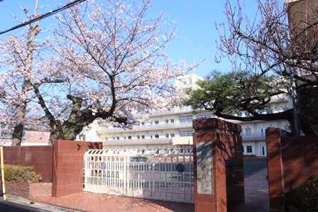 八雲学園中学校