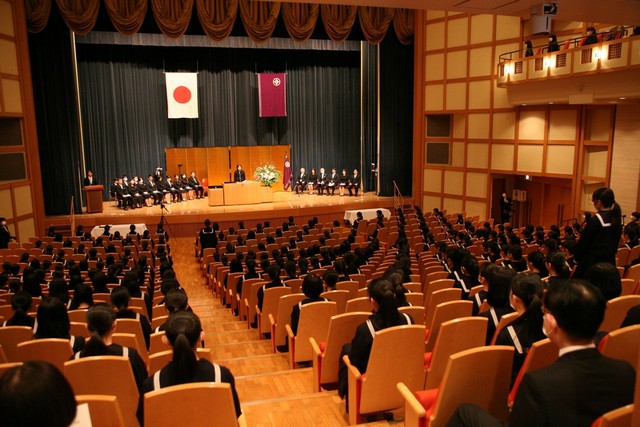 大妻中学校