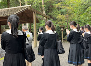 瀧野川女子学園中学校