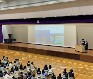 瀧野川女子学園中学校