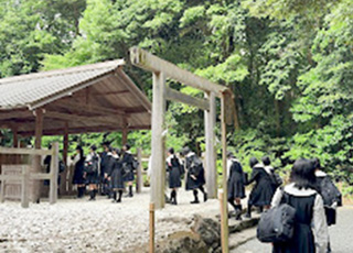 瀧野川女子学園中学校