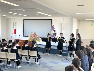 瀧野川女子学園中学校