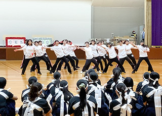 瀧野川女子学園中学校