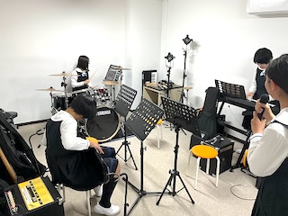 瀧野川女子学園中学校