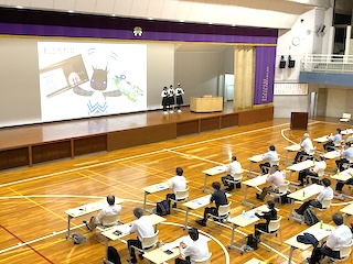 瀧野川女子学園中学校