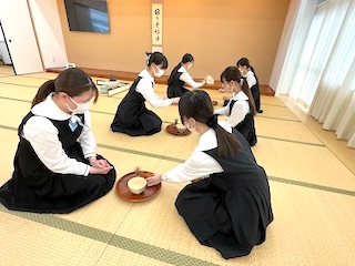瀧野川女子学園中学校