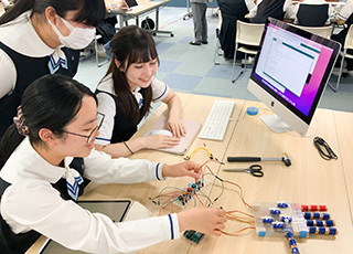 瀧野川女子学園中学校