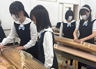 瀧野川女子学園中学校