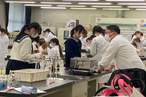 実践女子学園中学校