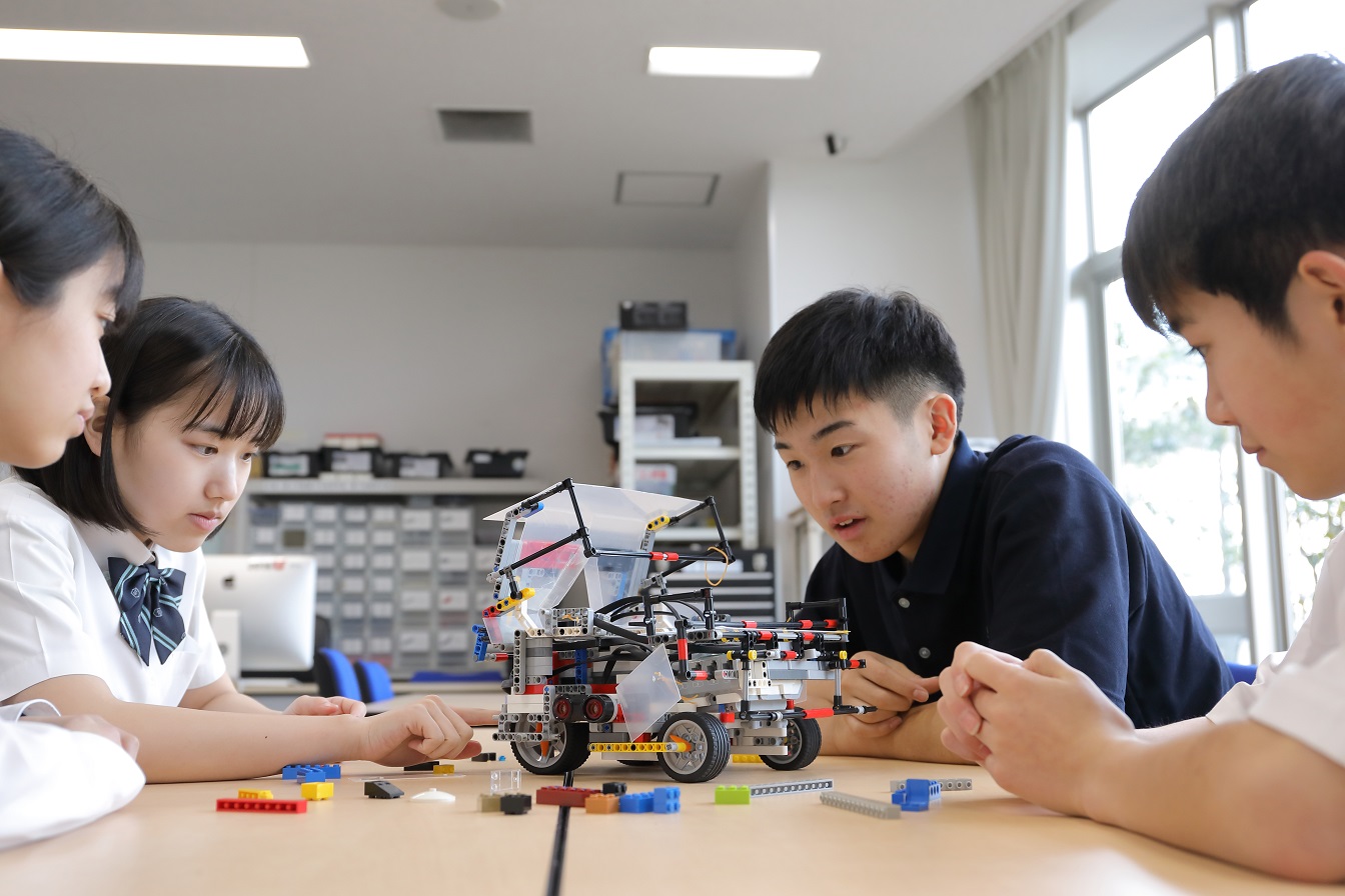 芝浦工業大学附属中学校
