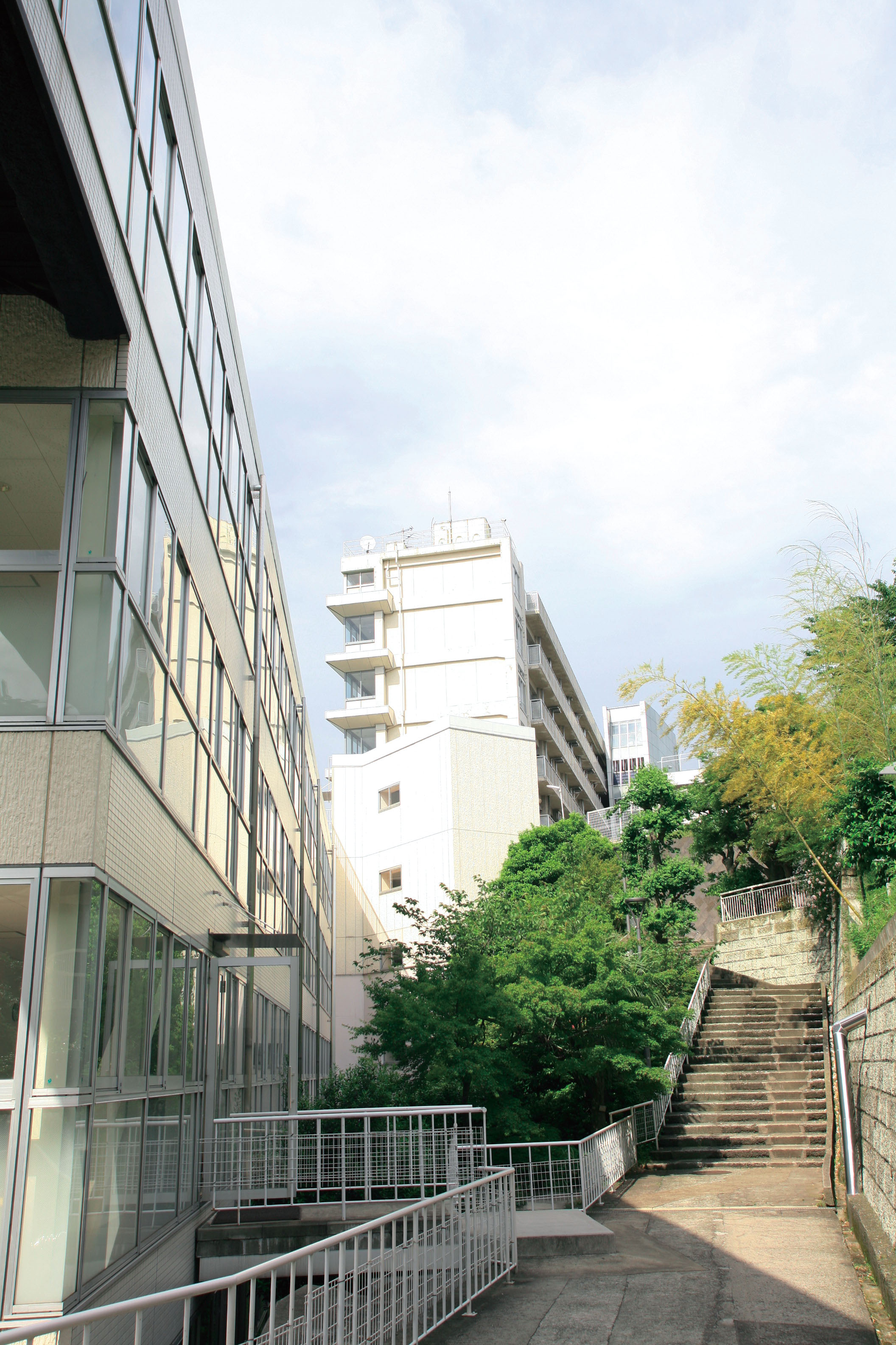 横浜女学院中学校