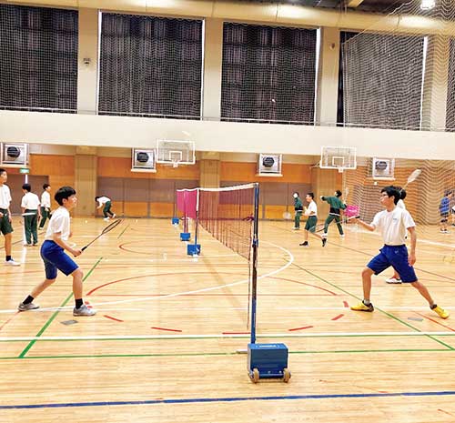 本郷中学校