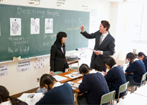 秀明中学校