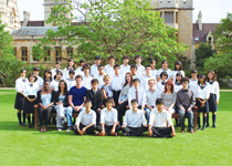 市川中学校