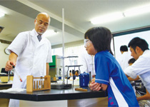京華中学校