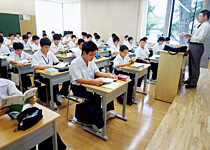 巣鴨中学校