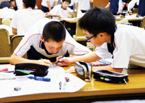 成立学園中学校